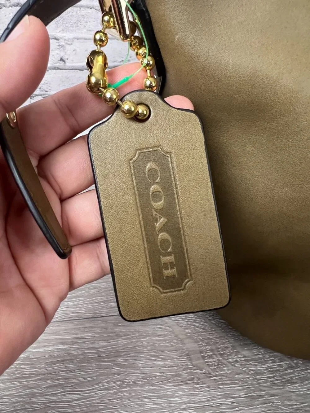 Coach good minimal